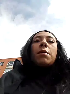 Snapshot of -Lola_Bunny chatting on March 17, 2025, 8:09 pm -Lola Bunny online show from March 17, 2025, 8:09 pm