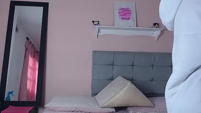 Snapshot of dholcee chatting on November 24, 2025, 1:00 pm dholcee online show from November 24, 2025, 1:00 pm