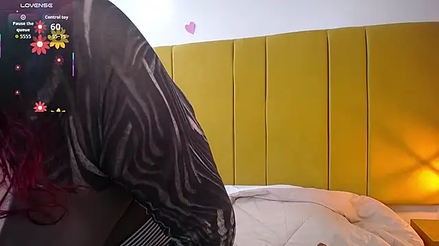 Lupiita223 online show from February 24, 2026, 1:01 pm