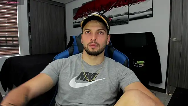 nick klaus online show from April 20, 2026, 10:22 pm