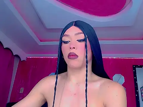 TiffanyMackensyy online show from November 4, 2025, 9:51 pm