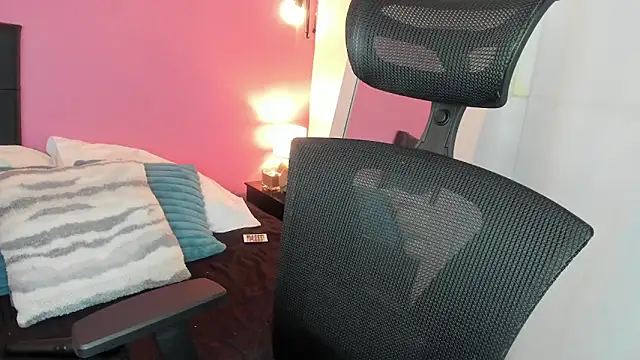 Snapshot of agnes_213 chatting on September 24, 2025, 1:39 pm agnes 213 online show from September 24, 2025, 1:39 pm