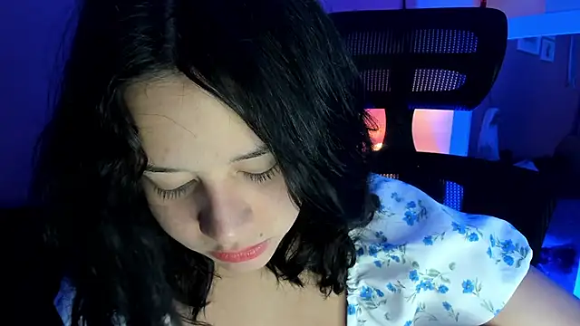 Snapshot of agnes_213 chatting on September 29, 2025, 2:01 pm agnes 213 online show from September 29, 2025, 2:01 pm