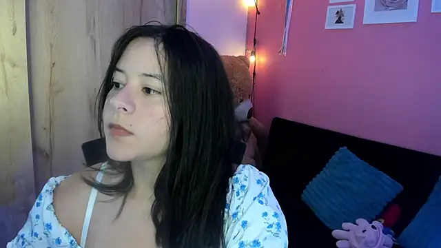 Snapshot of agnes_213 chatting on November 9, 2025, 1:04 pm agnes 213 online show from November 9, 2025, 1:04 pm