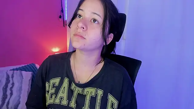 Snapshot of agnes_213 chatting on September 19, 2025, 1:15 pm agnes 213 online show from September 19, 2025, 1:15 pm