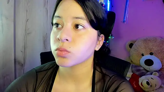 agnes 213 online show from December 22, 2025, 2:06 pm