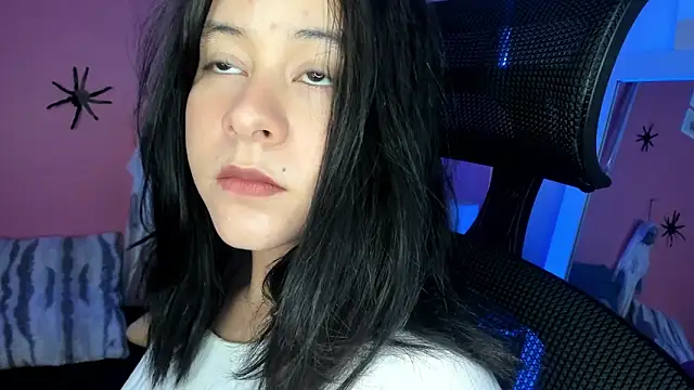 Snapshot of agnes_213 chatting on October 30, 2025, 8:28 pm agnes 213 online show from October 30, 2025, 8:28 pm