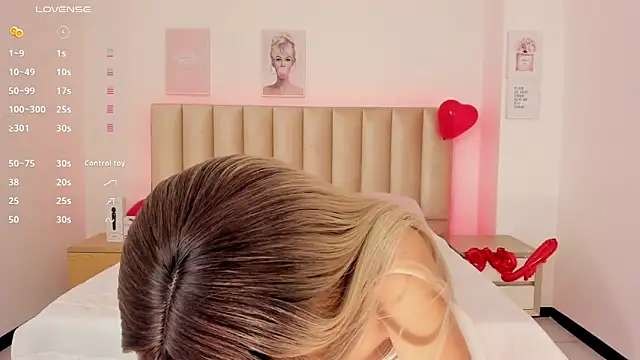 Catvalentine  online show from February 19, 2025, 12:25 am