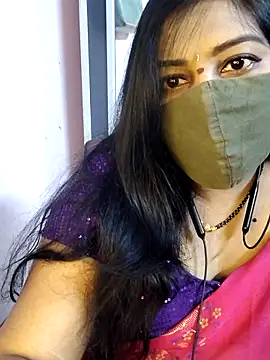 RomeoJuliet345 online show from February 14, 2026, 9:31 am