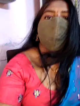 RomeoJuliet345 online show from April 20, 2026, 4:52 pm