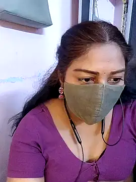 RomeoJuliet345 online show from April 16, 2026, 1:12 pm