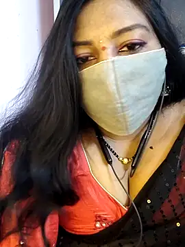 RomeoJuliet345 online show from March 3, 2026, 11:39 am