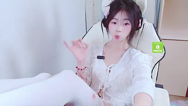 xiyao1314 online show from January 16, 2025, 2:51 pm