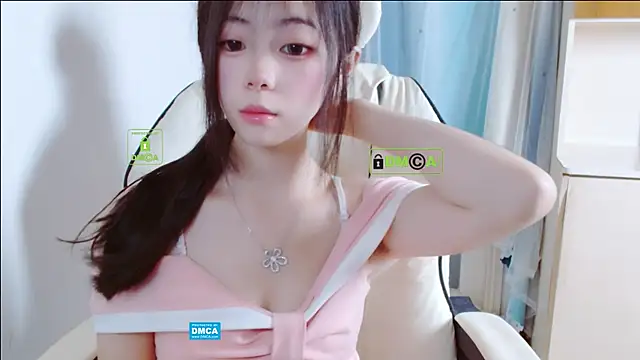 xiyao1314 online show from February 19, 2026, 2:19 am