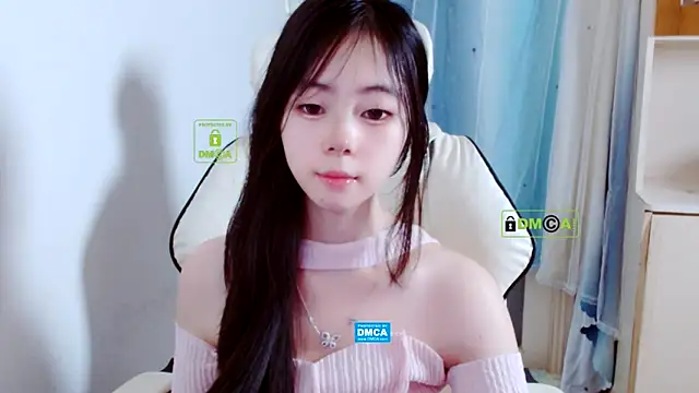 xiyao1314 online show from November 23, 2025, 12:20 am