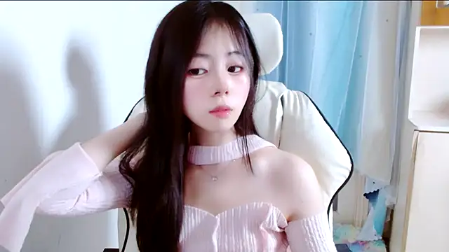 xiyao1314 online show from November 15, 2025, 7:45 am