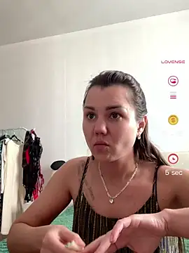 MiraMiss online show from June 4, 2026, 11:59 am