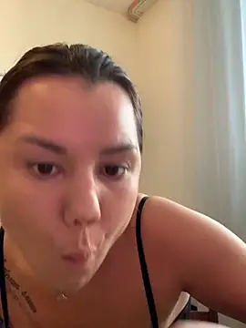 MiraMiss online show from October 30, 2025, 10:13 am