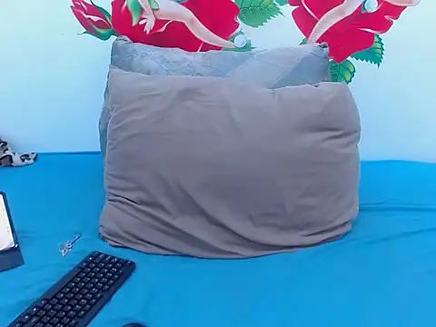 SexyEbony37X online show from October 3, 2025, 2:37 am