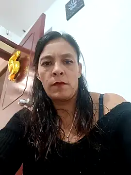 SAMANTA 09- online show from March 21, 2025, 3:35 pm