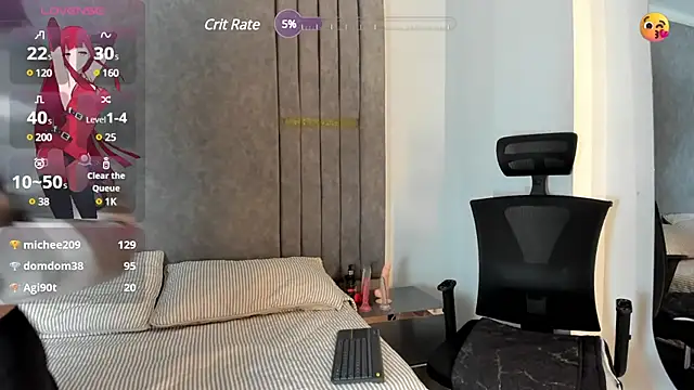 Snapshot of shopia_anderson_ chatting on December 10, 2024, 12:49 pm shopia anderson online show from December 10, 2024, 12:49 pm