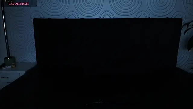 Snapshot of Candy_Bony chatting on February 12, 2025, 4:44 am Candy Bony online show from February 12, 2025, 4:44 am