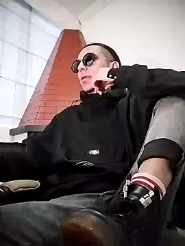 Mugiwara666 online show from February 3, 2025, 9:50 pm