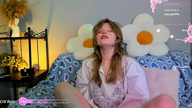 EvaStevs online show from February 9, 2025, 4:29 pm