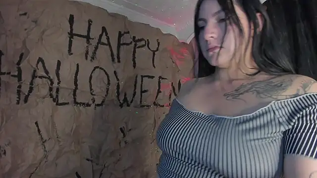 jenifer  power10 online show from October 22, 2025, 7:46 pm