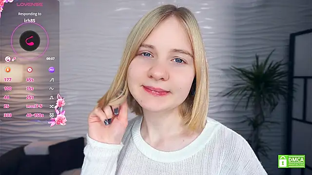 OdelinaFicken online show from November 21, 2025, 4:22 am