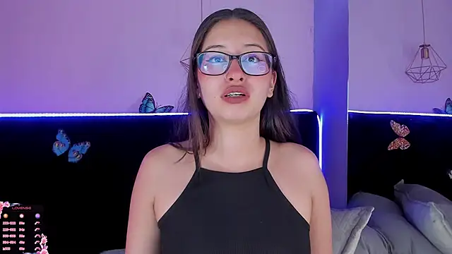 Anastasia Whitee online show from January 6, 2026, 4:27 am