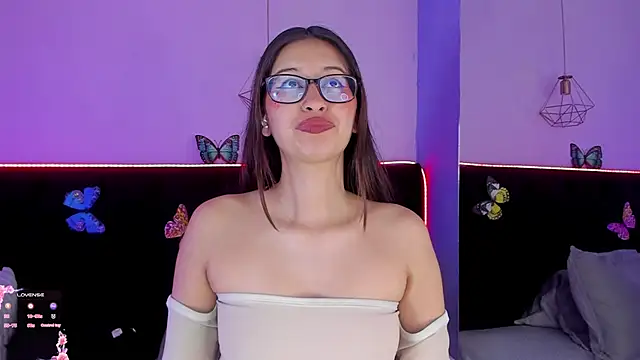 Anastasia Whitee online show from February 26, 2026, 4:01 am