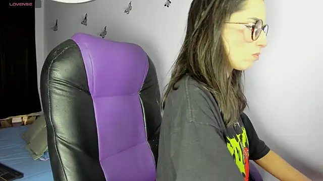 aiko mori online show from April 9, 2026, 9:43 pm