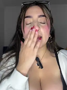 Snapshot of i_akane chatting on September 12, 2025, 11:15 pm i akane online show from September 12, 2025, 11:15 pm