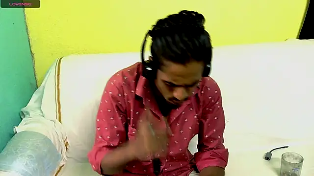 Snapshot of savage_lucifer8 chatting on December 9, 2024, 8:00 am savage lucifer8 online show from December 9, 2024, 8:00 am