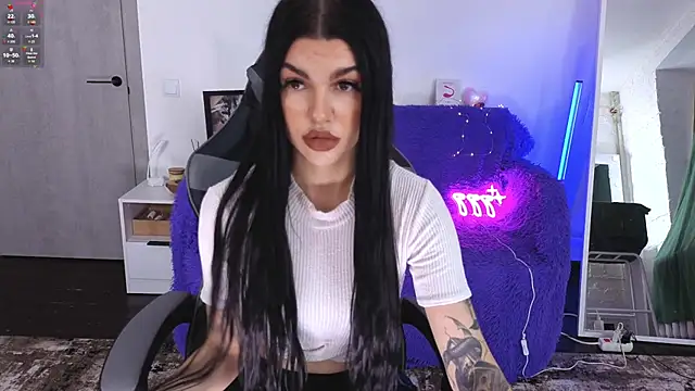 Tiffany lab online show from November 25, 2025, 1:00 pm