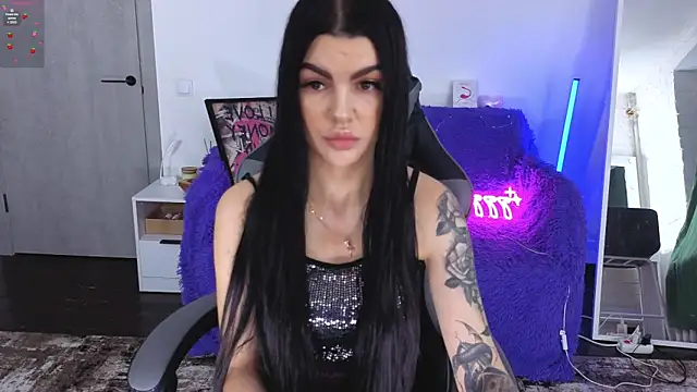 Tiffany lab online show from December 1, 2025, 8:04 am