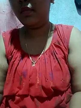 Super-Couple online show from February 17, 2026, 4:37 pm