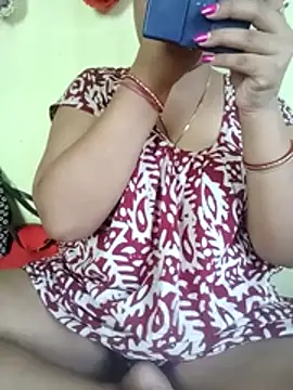 Snapshot of Super-Couple chatting on June 16, 2026, 8:47 am Super-Couple online show from June 16, 2026, 8:47 am
