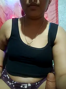 Snapshot of Super-Couple chatting on November 18, 2025, 8:50 am Super-Couple online show from November 18, 2025, 8:50 am