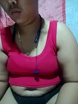 Snapshot of Super-Couple chatting on November 25, 2025, 11:10 am Super-Couple online show from November 25, 2025, 11:10 am