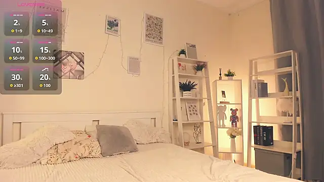 Snapshot of ZaraBluitt chatting on December 14, 2025, 8:09 am ZaraBluitt online show from December 14, 2025, 8:09 am