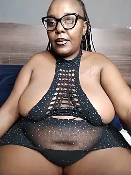 CHERRYYUMMY online show from March 10, 2026, 6:01 pm