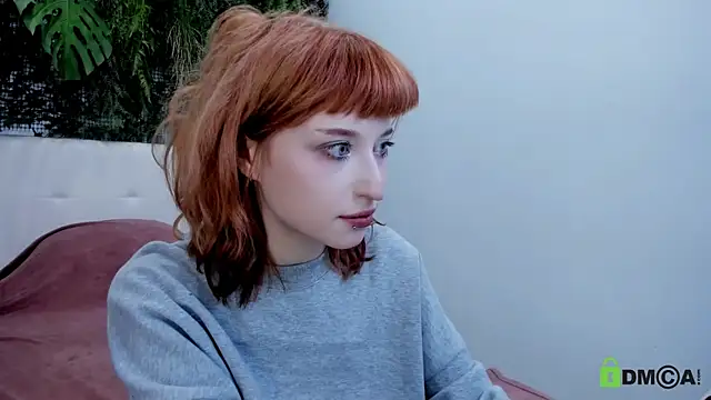 ElizaNik  online show from November 29, 2025, 9:48 pm