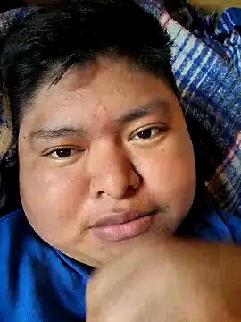 Snapshot of Carlosfkf chatting on June 1, 2026, 1:28 am Carlosfkf online show from June 1, 2026, 1:28 am