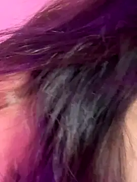 Snapshot of wildestcouplee chatting on November 8, 2025, 5:05 pm wildestcouplee online show from November 8, 2025, 5:05 pm