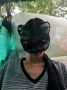 Estrella-Wicked online show from December 13, 2024, 6:49 pm