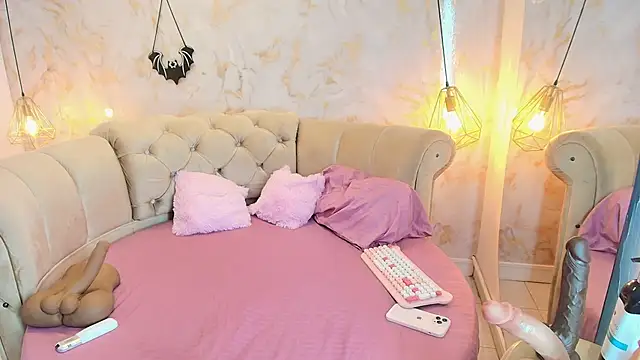 khloeblake online show from October 23, 2025, 5:17 am