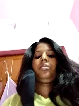 Snapshot of Shivani_Tivari chatting on February 1, 2025, 10:26 am Shivani Tivari online show from February 1, 2025, 10:26 am