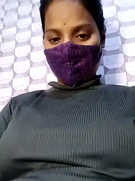 Snapshot of Shivani_Tivari chatting on February 27, 2025, 6:20 pm Shivani Tivari online show from February 27, 2025, 6:20 pm